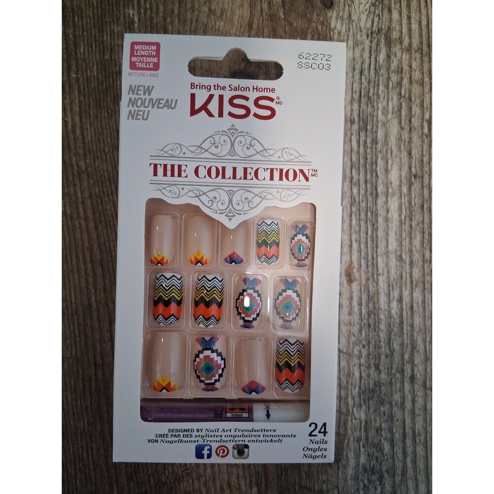 BUNDLE OF 4 KISS The Collection Artificial Medium Nails Aztec Santa Fe Design - Picture 2 of 6